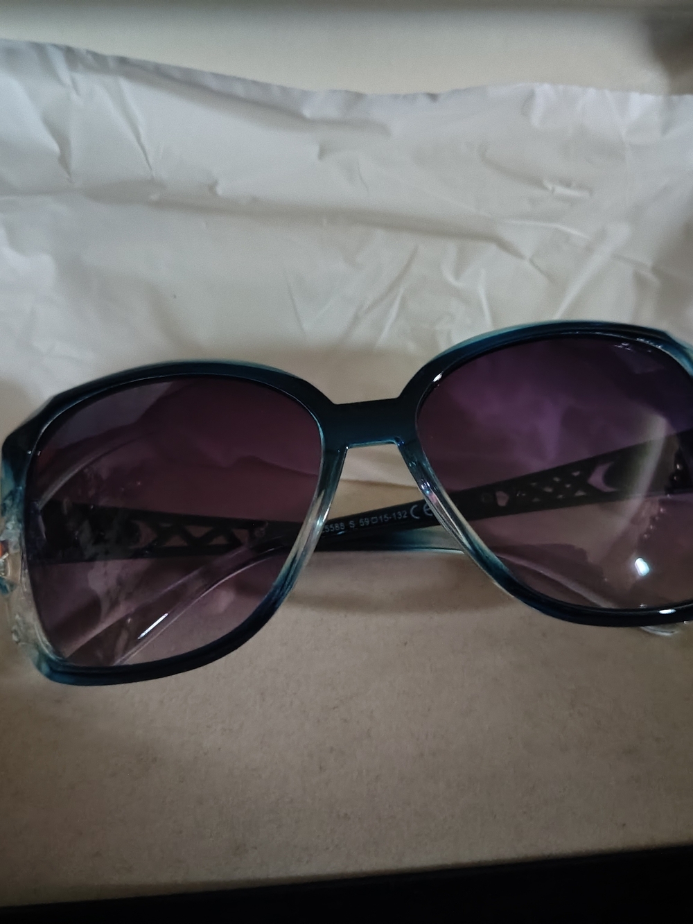 🕶️ Brand New Women's Oversized Butterfly Sunglasses  UV400 🕶️